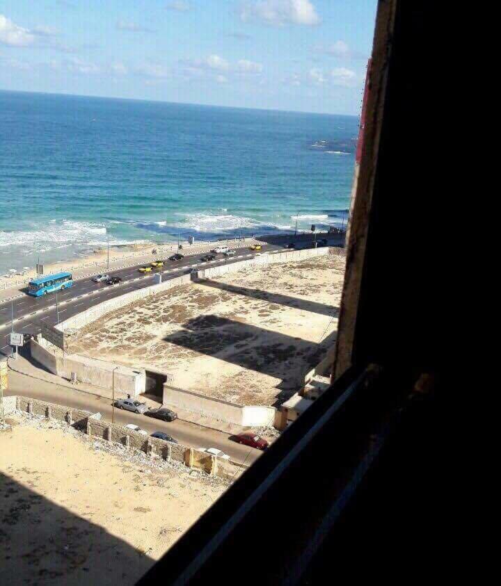 Cozy New 2 Bd Amazing Beach View Next To Hilton Hotel Family Only !العائلات فقط Alexandria Exterior foto