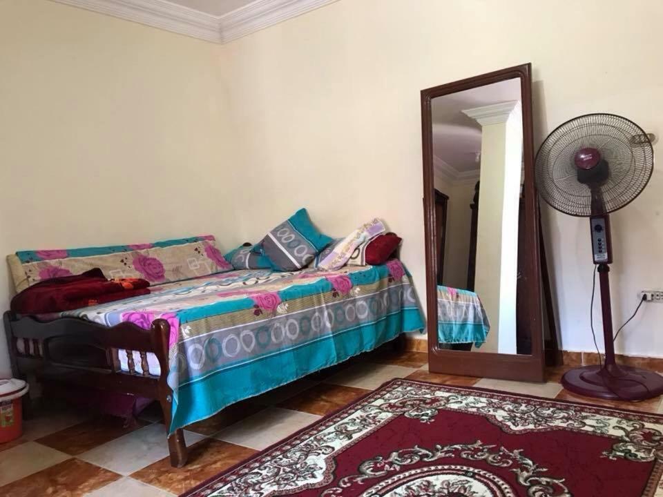 Cozy New 2 Bd Amazing Beach View Next To Hilton Hotel Family Only !العائلات فقط Alexandria Exterior foto